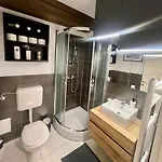 Sport & Sunny Cosy Alpine Retreat Apartment Kranjska Gora