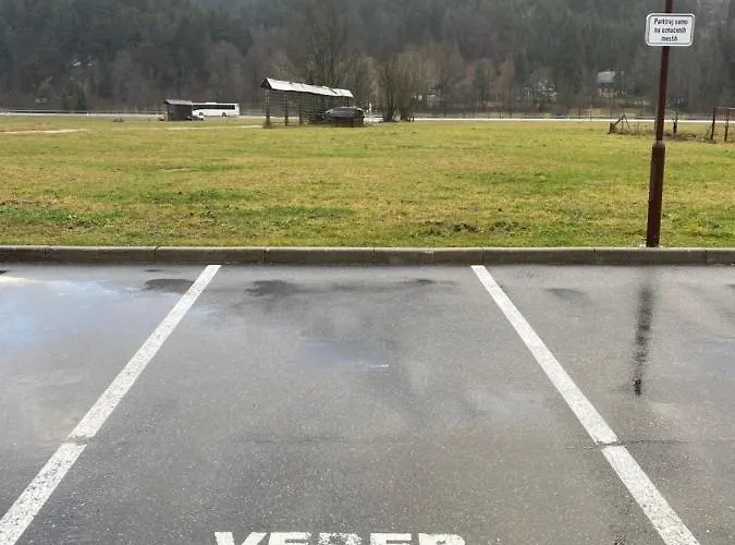 Sport & Sunny Cosy Alpine Retreat *