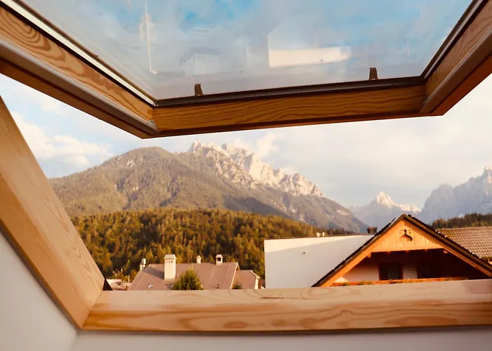 Sport & Sunny Cosy Alpine Retreat